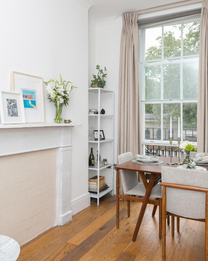 런던 Light Filled Studio With View Of Regents Park 아파트 외부 사진